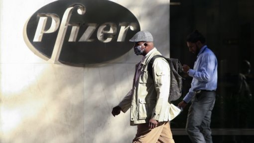 Covid-19: Pfizer e BioNTech pedem hoje nos Estados Unidos aprovação da vacina