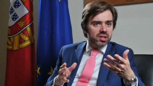 CDS questiona Governo sobre cirurgias de oftalmologia na ULS da Guarda