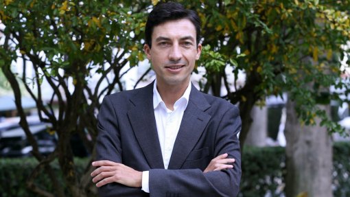 Presidenciais: “Marcelo não foi PR, foi ministro da propaganda do Governo” – candidato liberal