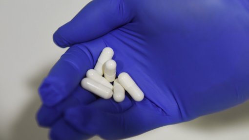 Bruxelas quer indústria farmacêutica mais resiliente e medicamentos mais acessíveis