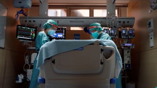 Covid-19: Hospital do Litoral Alentejano vai ampliar serviço de medicina intensiva
