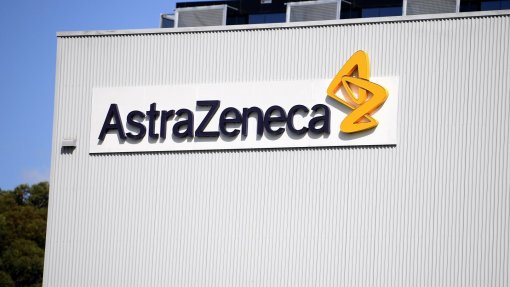 Covid-19: AstraZeneca avança com ensaio adicional para validar eficácia da vacina