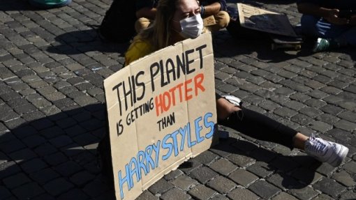 Clima: Tribunal dos Direitos Humanos dá &quot;luz verde&quot; a processo movido por jovens