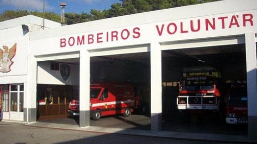 Bloco de Esquerda questiona Governo sobre falta de meios nos Bombeiros da Nazaré