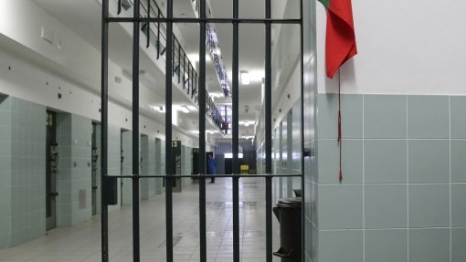 Covid-19: Casos ativos nas prisões reduzidos para quatro reclusos e 31 trabalhadores