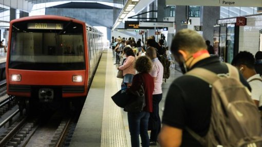 Covid-19: Recebidas 990 queixas sobre transportes relacionadas com pandemia no 1.º semestre