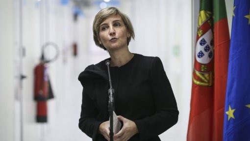 Covid-19: Ministra admite requisição civil para garantir apoio aos hospitais públicos