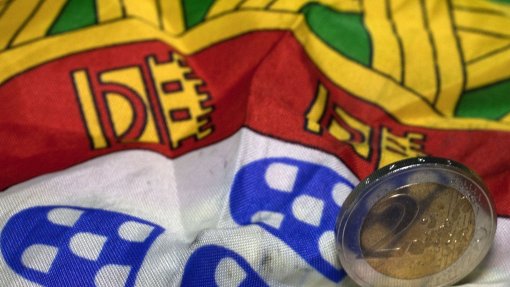 Covid-19: Autarquias celebraram mais de 5.500 contratos até setembro