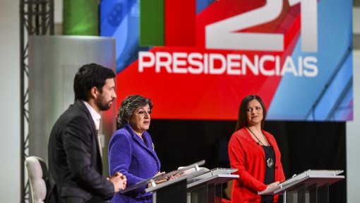 Presidenciais: Ana Gomes e Marisa juntam-se para defender SNS de paradigma liberal de Mayan