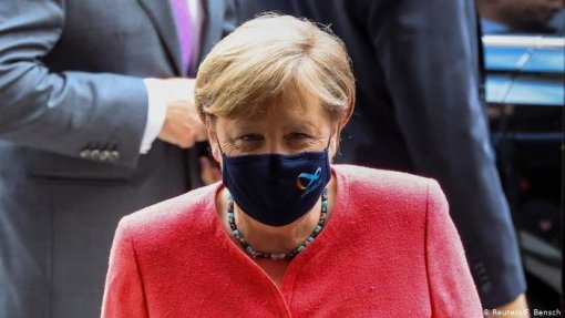 Abordagem pragmática de Merkel “deixa marca” na Europa e lugar “difícil de preencher” - analista
