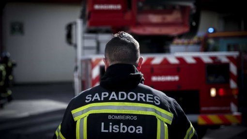 Covid-19: Federação dos Bombeiros do Distrito de Lisboa assegura operacionalidade das 56 corporações