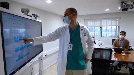 Covid-19: No gabinete de gestão de crise do hospital de Gaia manda a flexibilidade