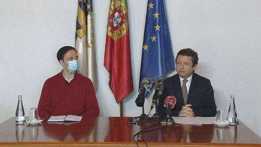 Covid-19: Governo dos Açores diz que situação está &quot;controlada&quot; mas apela à &quot;contenção&quot;