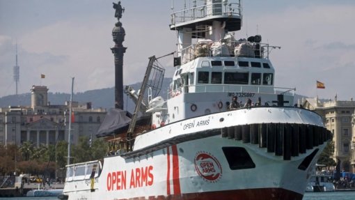 Migrações: Navio &quot;Open Arms&quot; regressa a Barcelona após resgate de 265 pessoas