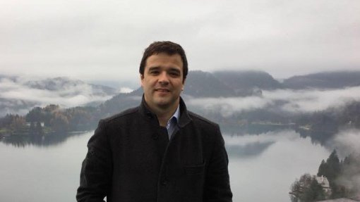Covid-19: PS/Braga propõe hospital de campanha, Câmara pede calma