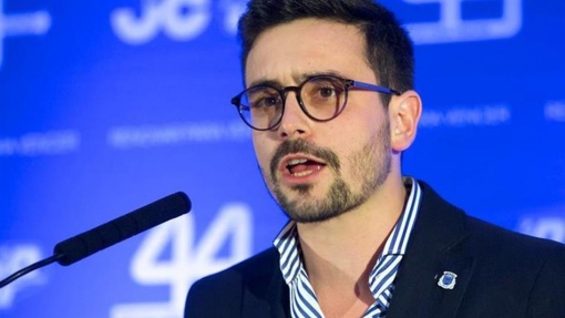 Covid-19: JP desafia detentores de cargos políticos a abdicarem de vacinação