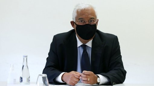 Covid-19: Costa não acredita em aulas presenciais dentro de 15 dias, alternativa é ensino online