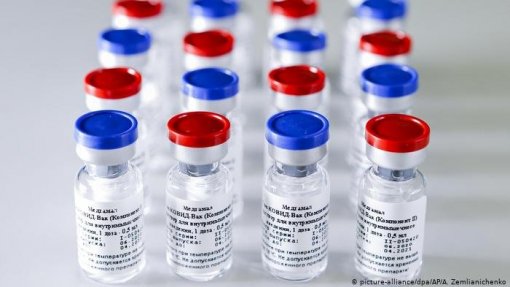 Covid-19: Rússia oferece 100 milhões de doses da sua vacina à União Europeia