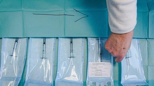 Covid-19: Vila Real acolhe vacinação para 12.890 idosos e doentes do Douro Norte