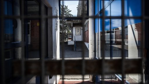 Covid-19: Mais de metade das escolas registaram casos de infeção