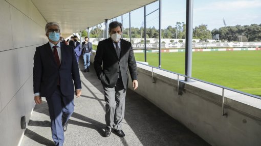 Covid-19: Fernando Gomes &quot;orgulhoso&quot; por ter colocado a FPF ao serviço do país