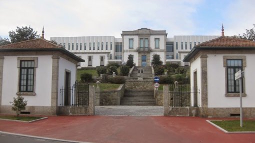 Covid-19: Câmara de Vizela não compreende atraso na vacinação no lar da Misericórdia