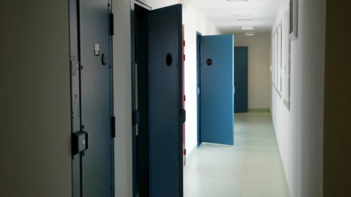 Covid-19: 252 reclusos infetados, 72 casos detetados em testagem no EP de Lisboa