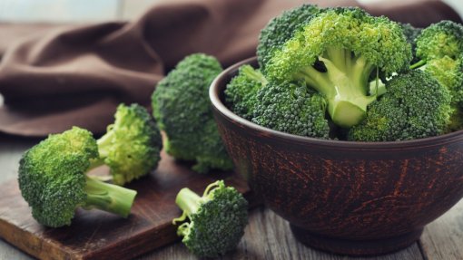 Estudo conclui que constituintes de brócolos ativam sistema imunitário