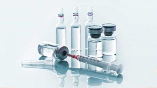 Covid-19: Comissão Europeia quer mais produção de componentes para vacinas na UE