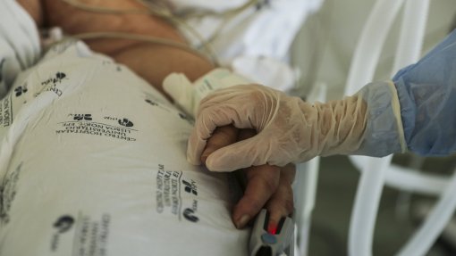 Covid-19: Portugal com 105 mortes e 1.944 casos de infeção nas últimas 24 horas