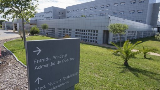 Covid-19: Hospitais no Alentejo investem em novas Unidades de Cuidados Intensivos