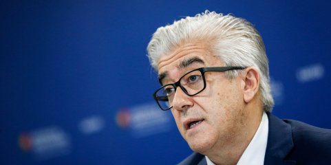 Covid-19: Reforço do serviço público de saúde “ficará para o futuro” - Governo