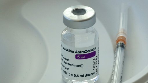 Covid-19: Ordem dos Médicos saúda alargamento da vacina da AstraZeneca a maiores de 65 anos