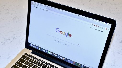 Google bloqueou 3,1 mil milhões de anúncios em 2020, 99 milhões relacionados com a covid-19