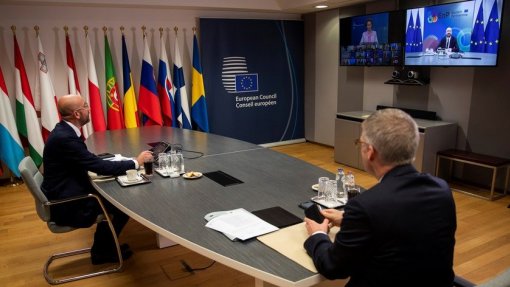 UE/Presidência: Líderes europeus iniciam cimeira por videoconferência