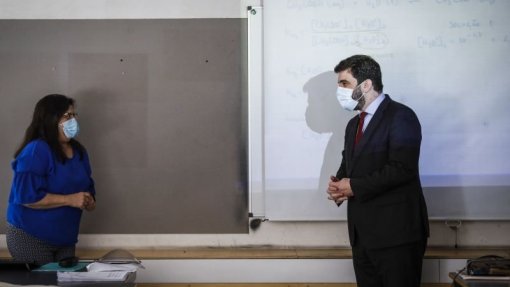 Covid-19: Alunos são quem mais perde se desconfinamento não for ganho – ministro da Educação