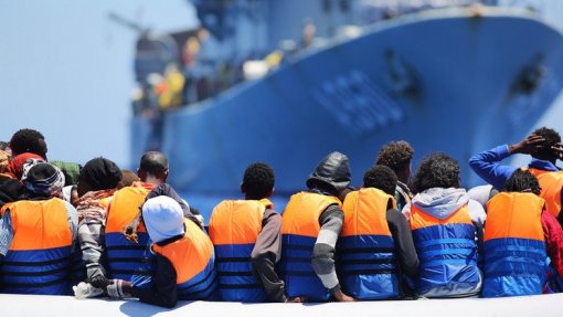 Migrações: Chegadas à Europa diminuíram em 2020, mas mortes nas travessias subiram - OIM