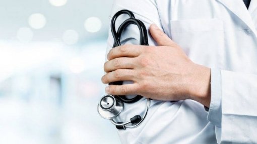 Covid-19: Sindicato dos Médicos da Zona Sul critica suspensão de desvinculação do SNS