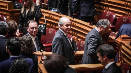 Covid-19: PSD quer saber quantas vacinas Portugal vai receber por fornecedor em três meses