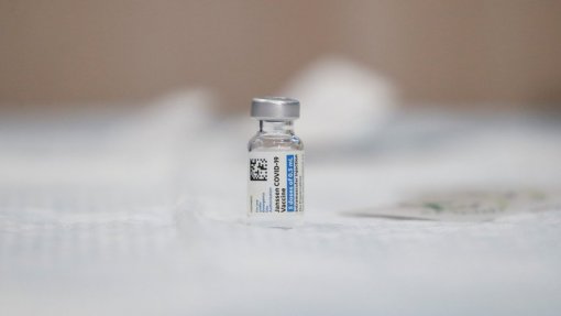 Covid-19: Ainda nenhum caso de coágulos sanguíneos na UE devido a vacina J&amp;J – EMA
