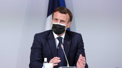 Covid-19: Macron pede um &quot;novo acordo&quot; para apoiar África