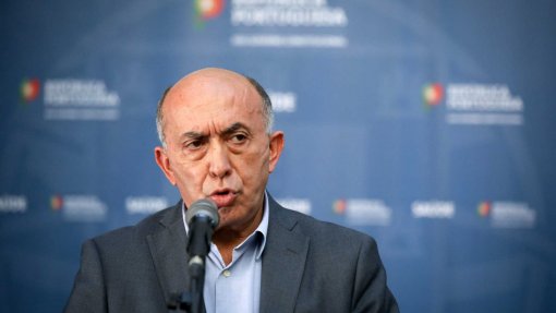 Covid-19: PCP preocupado com situação social e económica e insiste na vacinação
