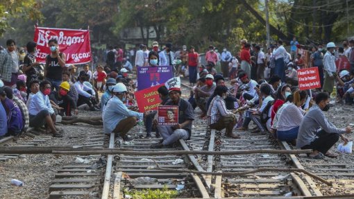 ONU prevê que a situação em Myanmar pode provocar 25 milhões de pobres
