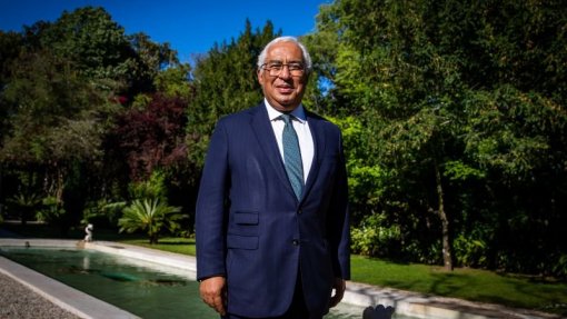 Covid-19: Problemas estão na produção de vacinas e regulação do mercado do medicamento – Costa