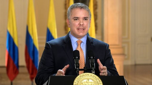 Covid-19: Colômbia pede à OCDE para mediar entrega de vacinas aos países pobres