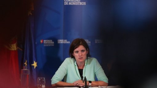 Covid-19: Governo remete eventual alteração da matriz de risco para reunião com peritos