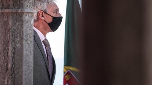 Covid-19: Ministro da Defesa diz que se mantém a “equidade nacional” com vacinação nos Açores