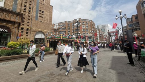 G7: China considera difamatória declaração conjunta sobre direitos humanos