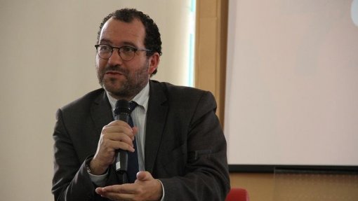 Secretário de Estado da Educação defende que proteção das crianças não pode parar