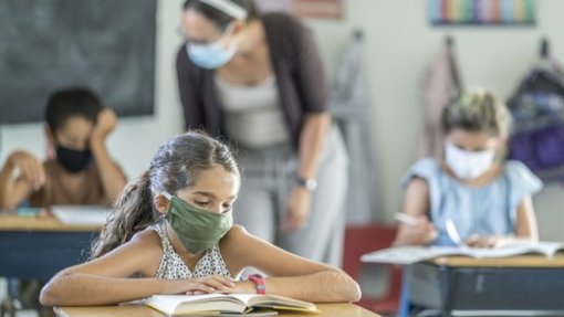 Covid-19: Agências da ONU pedem reabertura de escolas e alertam para “catástrofe geracional”